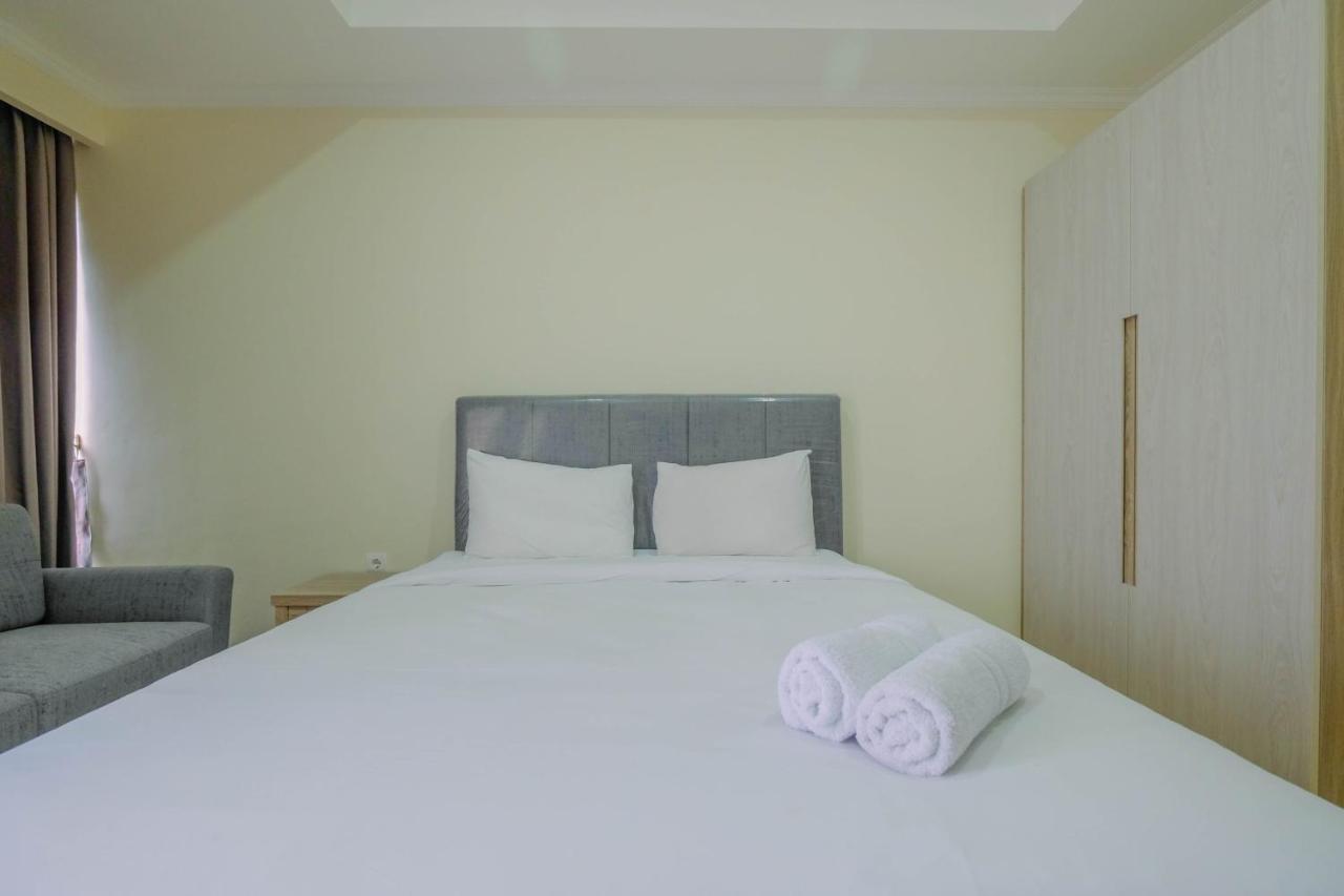 Brand New Studio Apartment At Menteng Park By Travelio Giacarta Esterno foto